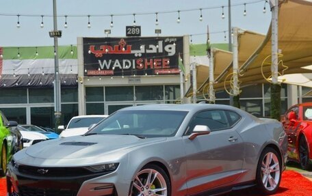 Chevrolet Camaro VI, 2023 год, 6 400 000 рублей, 2 фотография