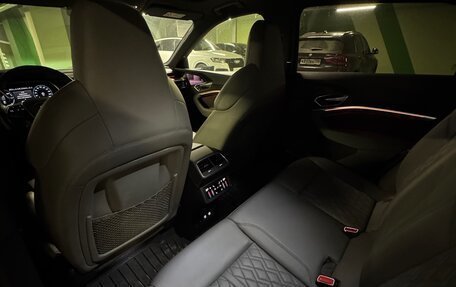 Audi e-tron I, 2020 год, 4 050 000 рублей, 9 фотография