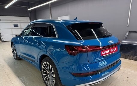 Audi e-tron I, 2020 год, 4 050 000 рублей, 4 фотография