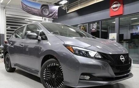 Nissan Leaf II, 2024 год, 2 500 000 рублей, 3 фотография