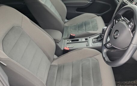 Volkswagen Golf VII, 2018 год, 1 500 000 рублей, 14 фотография