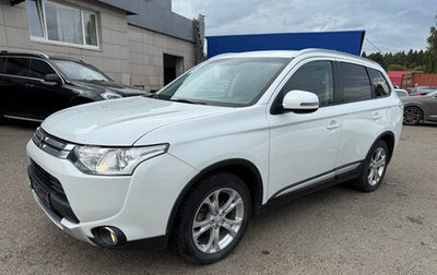Mitsubishi Outlander III рестайлинг 3, 2014 год, 1 620 000 рублей, 1 фотография