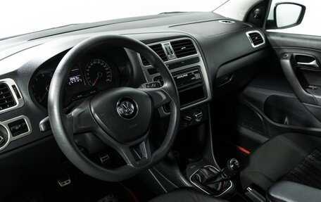 Volkswagen Polo VI (EU Market), 2017 год, 649 585 рублей, 11 фотография
