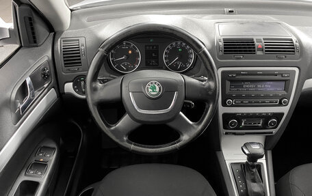 Skoda Octavia, 2011 год, 817 000 рублей, 14 фотография