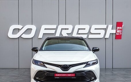 Toyota Camry, 2019 год, 2 600 000 рублей, 3 фотография