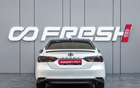Toyota Camry, 2019 год, 2 600 000 рублей, 4 фотография