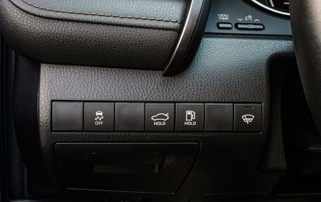 Toyota Camry, 2019 год, 2 600 000 рублей, 20 фотография