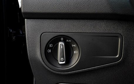 Volkswagen Tiguan II, 2017 год, 2 390 000 рублей, 16 фотография