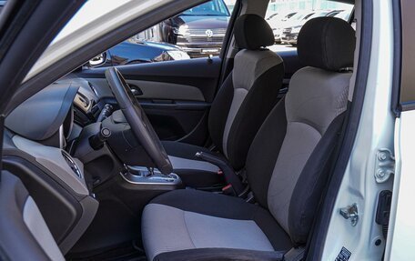 Chevrolet Cruze II, 2013 год, 850 000 рублей, 10 фотография