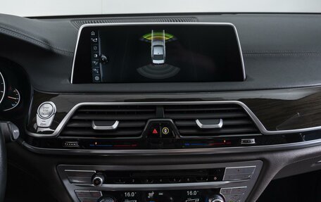 BMW 7 серия, 2016 год, 3 300 000 рублей, 18 фотография