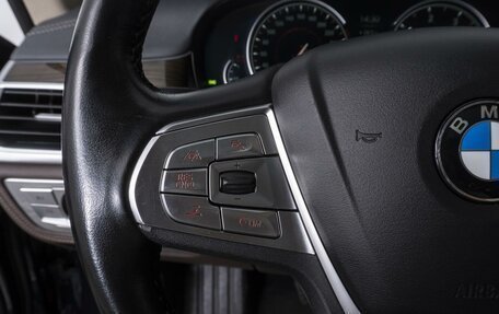 BMW 7 серия, 2016 год, 3 300 000 рублей, 23 фотография