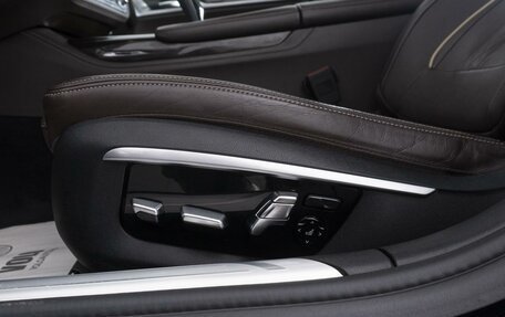 BMW 7 серия, 2016 год, 3 300 000 рублей, 29 фотография