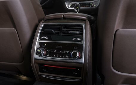BMW 7 серия, 2016 год, 3 300 000 рублей, 31 фотография