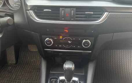 Mazda 6, 2018 год, 2 350 000 рублей, 9 фотография