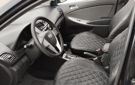 Hyundai Solaris II рестайлинг, 2012 год, 595 000 рублей, 15 фотография