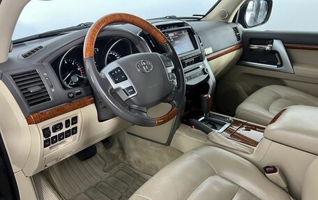 Toyota Land Cruiser 200, 2012 год, 3 490 000 рублей, 10 фотография