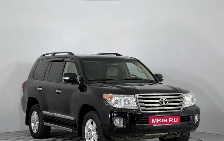 Toyota Land Cruiser 200, 2012 год, 3 490 000 рублей, 3 фотография