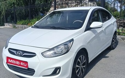 Hyundai Solaris II рестайлинг, 2011 год, 820 000 рублей, 1 фотография