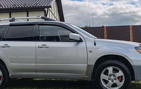Mitsubishi Outlander III рестайлинг 3, 2003 год, 770 000 рублей, 17 фотография