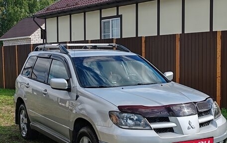 Mitsubishi Outlander III рестайлинг 3, 2003 год, 770 000 рублей, 21 фотография