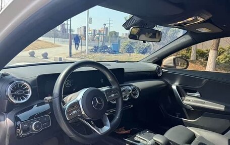 Mercedes-Benz A-Класс, 2022 год, 2 300 000 рублей, 8 фотография