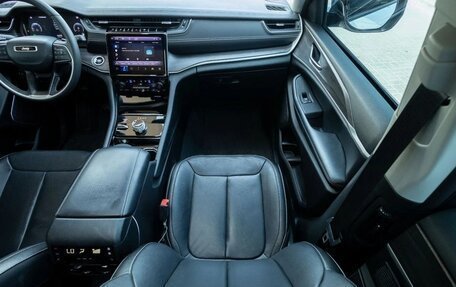 Jeep Grand Cherokee, 2023 год, 7 650 000 рублей, 11 фотография