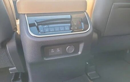 Infiniti QX80, 2025 год, 13 000 000 рублей, 27 фотография