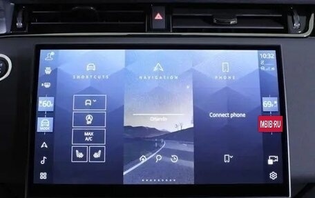 Land Rover Range Rover Evoque II, 2025 год, 6 000 000 рублей, 19 фотография