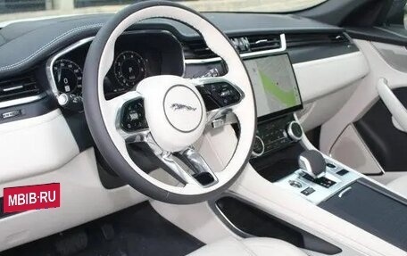 Jaguar F-Pace, 2025 год, 7 300 000 рублей, 9 фотография