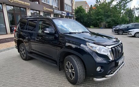 Toyota Land Cruiser Prado 150 рестайлинг 2, 2015 год, 3 400 000 рублей, 6 фотография