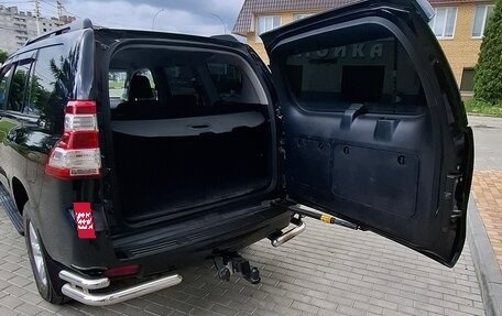 Toyota Land Cruiser Prado 150 рестайлинг 2, 2015 год, 3 400 000 рублей, 23 фотография