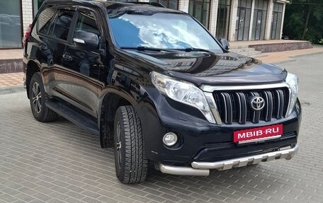 Toyota Land Cruiser Prado 150 рестайлинг 2, 2015 год, 3 400 000 рублей, 4 фотография