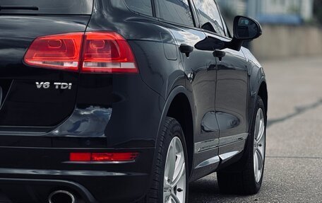 Volkswagen Touareg III, 2011 год, 1 900 000 рублей, 6 фотография