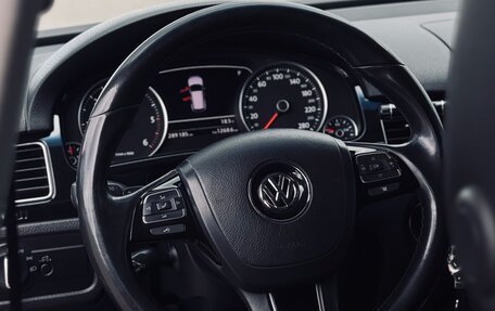 Volkswagen Touareg III, 2011 год, 1 900 000 рублей, 11 фотография