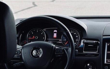 Volkswagen Touareg III, 2011 год, 1 900 000 рублей, 15 фотография