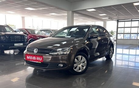 Volkswagen Jetta VI, 2013 год, 1 245 000 рублей, 3 фотография
