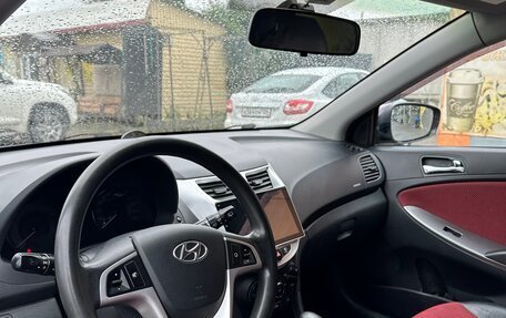 Hyundai Solaris II рестайлинг, 2011 год, 790 000 рублей, 9 фотография