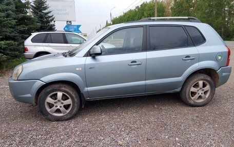 Hyundai Tucson III, 2008 год, 650 000 рублей, 4 фотография
