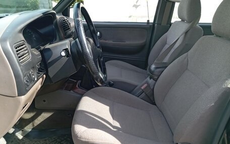 KIA Sportage IV рестайлинг, 2002 год, 350 000 рублей, 5 фотография
