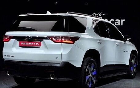 Chevrolet Traverse II, 2020 год, 2 530 000 рублей, 2 фотография