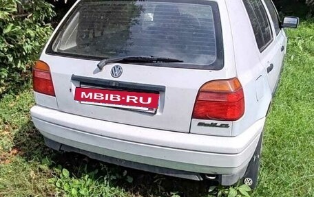Volkswagen Golf III, 1996 год, 180 000 рублей, 2 фотография