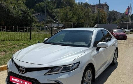 Toyota Camry, 2021 год, 1 999 999 рублей, 3 фотография