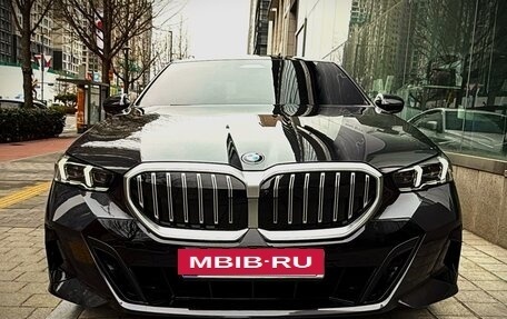 BMW 5 серия, 2025 год, 8 600 000 рублей, 2 фотография