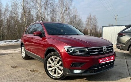 Volkswagen Tiguan II, 2018 год, 2 399 000 рублей, 9 фотография