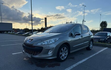 Peugeot 308 II, 2010 год, 680 000 рублей, 2 фотография