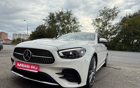 Mercedes-Benz E-Класс, 2021 год, 5 050 000 рублей, 2 фотография