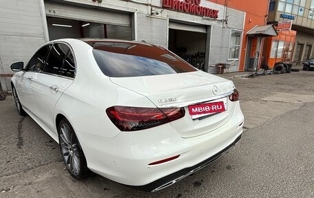 Mercedes-Benz E-Класс, 2021 год, 5 050 000 рублей, 6 фотография