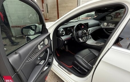 Mercedes-Benz E-Класс, 2021 год, 5 050 000 рублей, 9 фотография