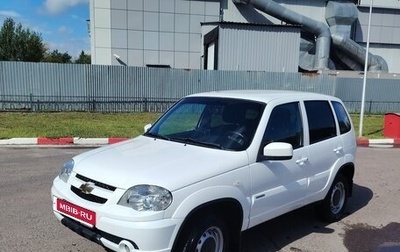 Chevrolet Niva I рестайлинг, 2017 год, 810 000 рублей, 1 фотография