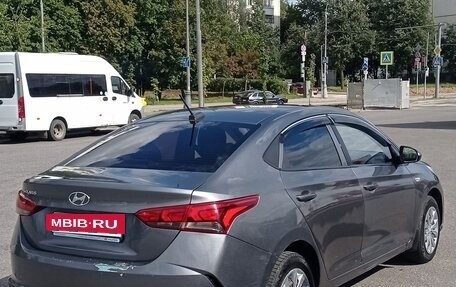 Hyundai Solaris II рестайлинг, 2021 год, 1 120 000 рублей, 4 фотография